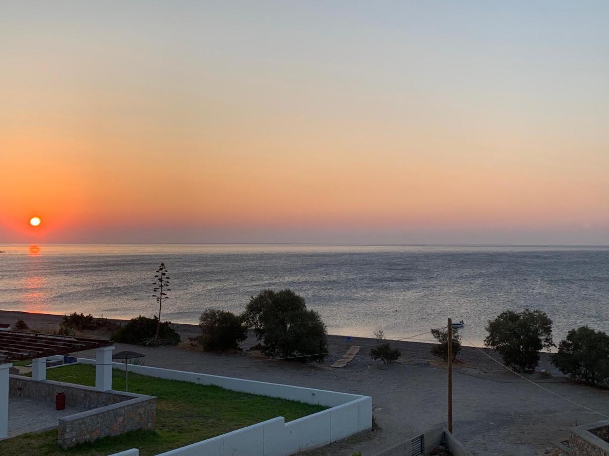 Helios Apartments - Beach Of Lakhania Exteriör bild